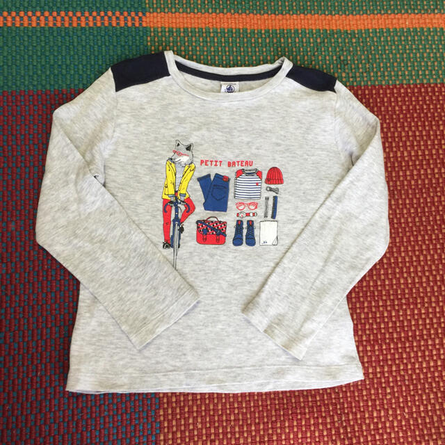 PETIT BATEAU(プチバトー)のプチバトー Ｔシャツ  6ans 116cm   キッズ/ベビー/マタニティのキッズ服男の子用(90cm~)(Tシャツ/カットソー)の商品写真