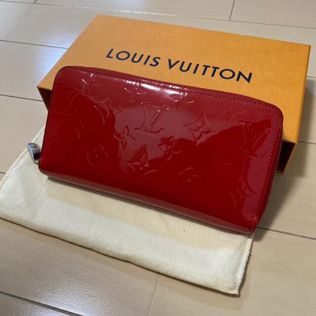 LOUIS VUITTON(ルイヴィトン)のヴィトン　長財布 レディースのファッション小物(財布)の商品写真