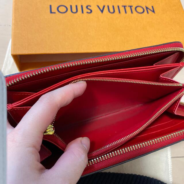 LOUIS VUITTON(ルイヴィトン)のヴィトン　長財布 レディースのファッション小物(財布)の商品写真