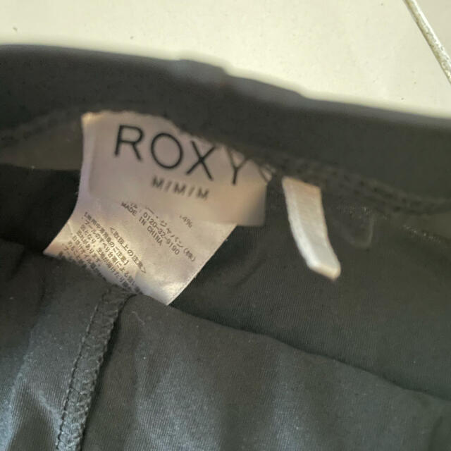 Roxy(ロキシー)のももいろ様専用　ROXY ロキシー　サーフィン　レギンス 　スパッツ10部丈　M レディースのレッグウェア(レギンス/スパッツ)の商品写真