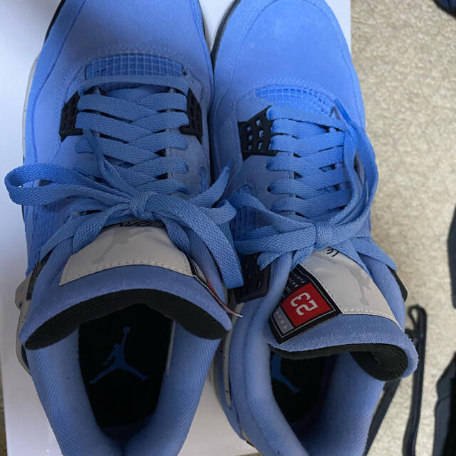 NIKE AIR JORDAN 4 RETRO UNIVERSITY BLUE 2