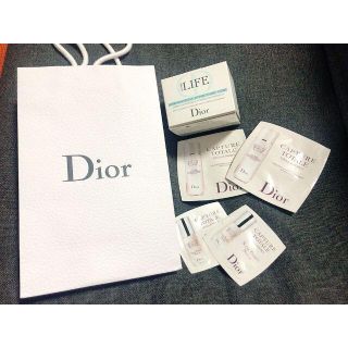 クリスチャンディオール(Christian Dior)のDior ライフソルベクリームリッチ　50ml　新品 オマケ付き(フェイスクリーム)