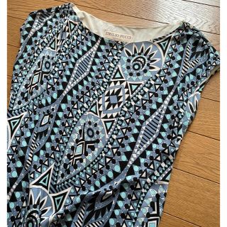 エミリオプッチ(EMILIO PUCCI)のEMILIO PUCCI エミリオプッチ フレンチスリーブ ワンピース 34(ひざ丈ワンピース)