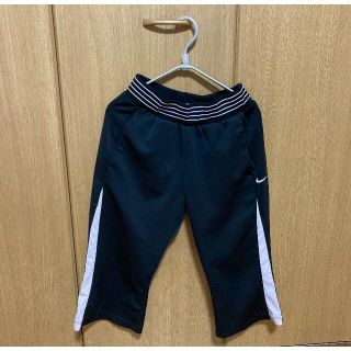 ナイキ(NIKE)の300円【NIKE】ナイキ　Mサイズ　トレーニング　パンツ(七分丈)(その他)