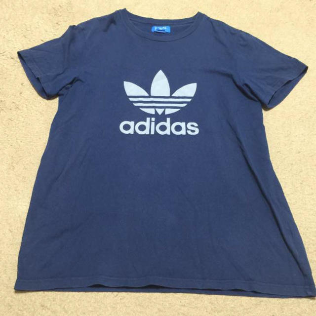 adidas(アディダス)のアディダスオリジナルス ロゴTシャツ メンズのトップス(Tシャツ/カットソー(半袖/袖なし))の商品写真