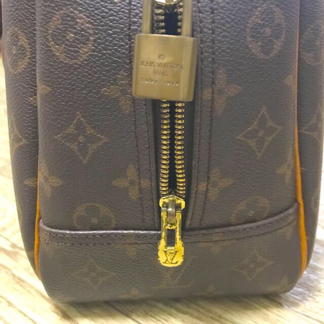 LOUIS VUITTON モノグラム　ドーヴィルバッグ