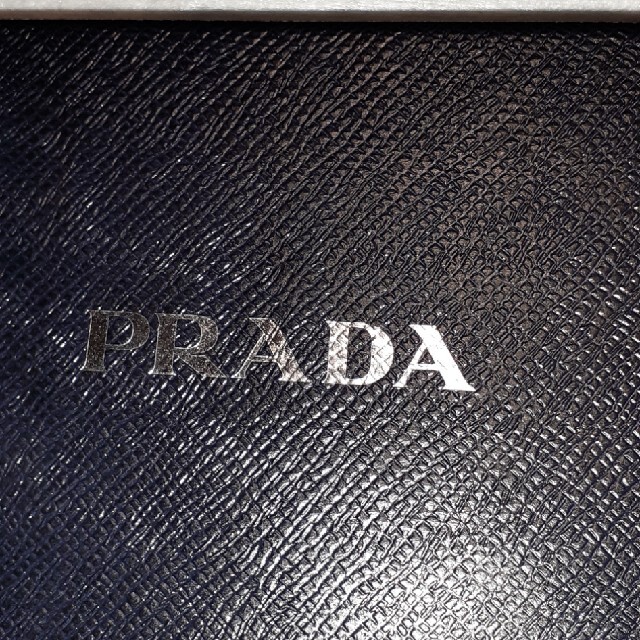 PRADA　チャーム