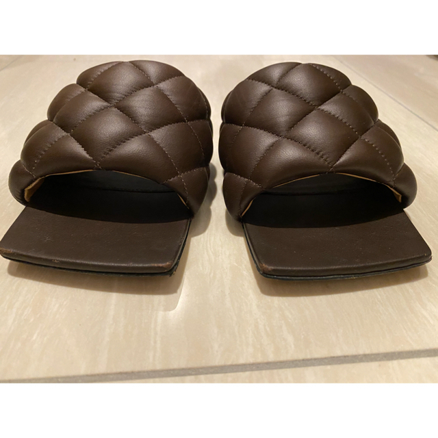 Bottega Veneta(ボッテガヴェネタ)のボッテガヴェネタ　パテッドサンダル　36.5 レディースの靴/シューズ(サンダル)の商品写真