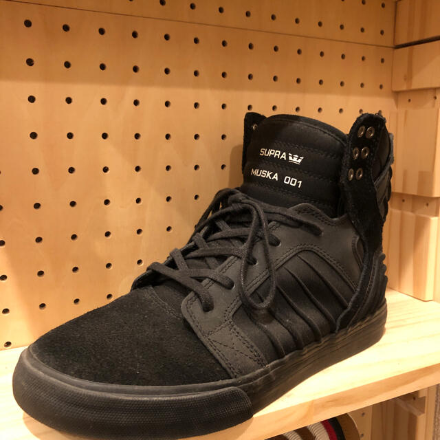 SUPRA(スープラ)の【SUPRA】SKYTOP EVO BLACK-BLACK 本日限定値下げ メンズの靴/シューズ(スニーカー)の商品写真