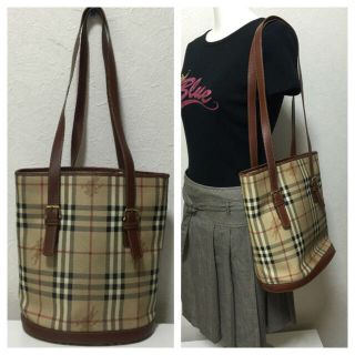 バーバリー(BURBERRY)のBurberryレザートートバッグ★バケツ型★(トートバッグ)