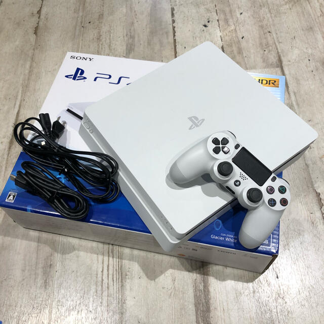 PlayStation4(プレイステーション4)のSONY PlayStation4 本体 CUH-2100AB02 エンタメ/ホビーのゲームソフト/ゲーム機本体(家庭用ゲーム機本体)の商品写真