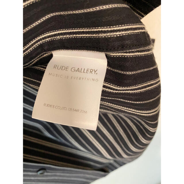 RUDE GALLERY(ルードギャラリー)のRUDE GALLERY 半袖ストライプシャツ メンズのトップス(シャツ)の商品写真