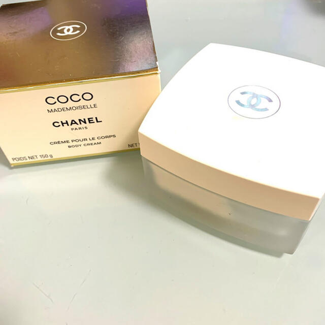 CHANEL(シャネル)の中古品 美品 シャネル ココマドモアゼル ボディークリーム 残量半分位 150g コスメ/美容のボディケア(ボディクリーム)の商品写真