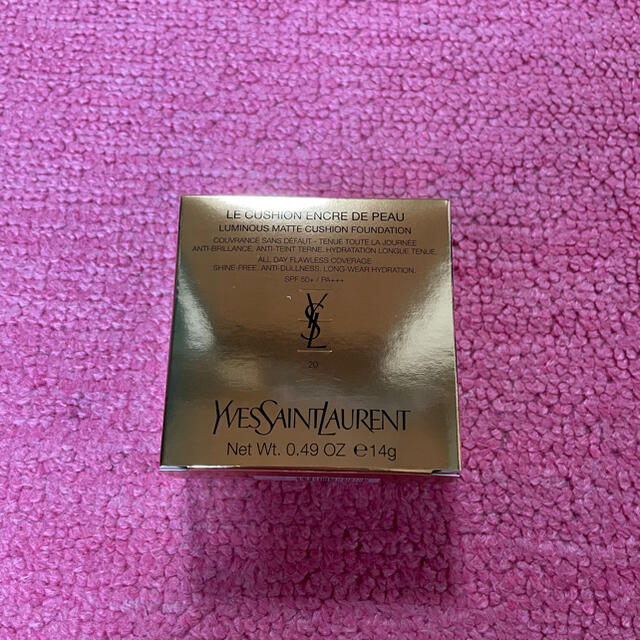 Yves Saint Laurent Beaute(イヴサンローランボーテ)のイヴサンローラン アンクルドポールクッションN20 コスメ/美容のベースメイク/化粧品(ファンデーション)の商品写真