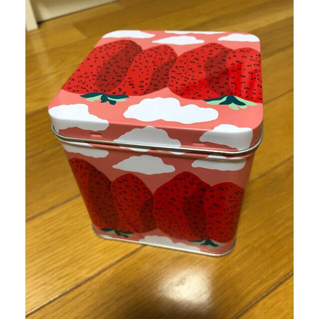 marimekko(マリメッコ)のマリメッコ　マンシッカ　トート　缶　ノベルティ　3点セット レディースのバッグ(トートバッグ)の商品写真