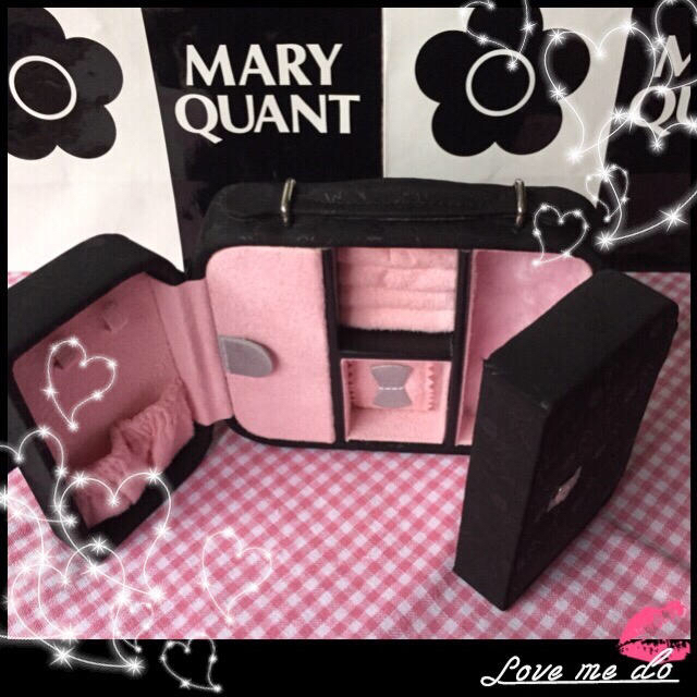 MARY QUANT  巾着型ジュエリーケース