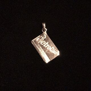 Supreme(ネックレス)のフリマアイテム一覧 Supreme(ネックレス)のフリマアイテム一覧