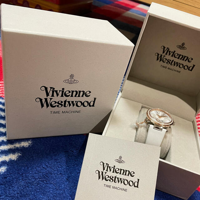 Vivienne Westwood(ヴィヴィアンウエストウッド)のVivienne Westwood 腕時計 レディースのファッション小物(腕時計)の商品写真