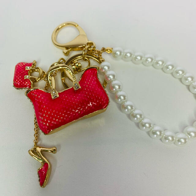 新品 おとな可愛い バッグチャーム ハンドバッグ ハイヒール スカーレットの通販 By Mamadonna S Shop ラクマ 新品 おとな可愛い バッグチャーム ハンドバッグ ハイヒール スカーレットの通販 By Mamadonna S Shop ラクマ