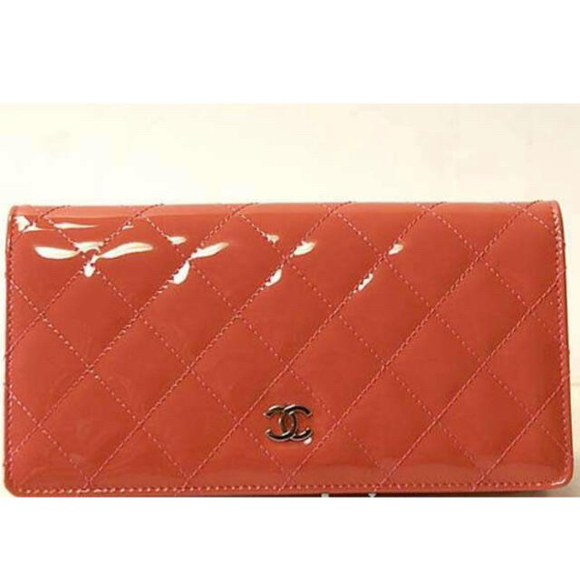 CHANEL シャネルサーモンピンク マトラッセ 長財布 - 財布
