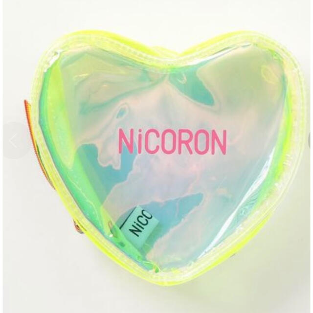 NiCORON ハートクリアポーチ　イエロー　ジム　サウナ　スパ　新品タグ付 エンタメ/ホビーのタレントグッズ(女性タレント)の商品写真