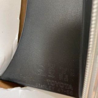 トヨタ - プリウス30 純正後期テールランプ 寒冷地仕様 リアフォグ付き