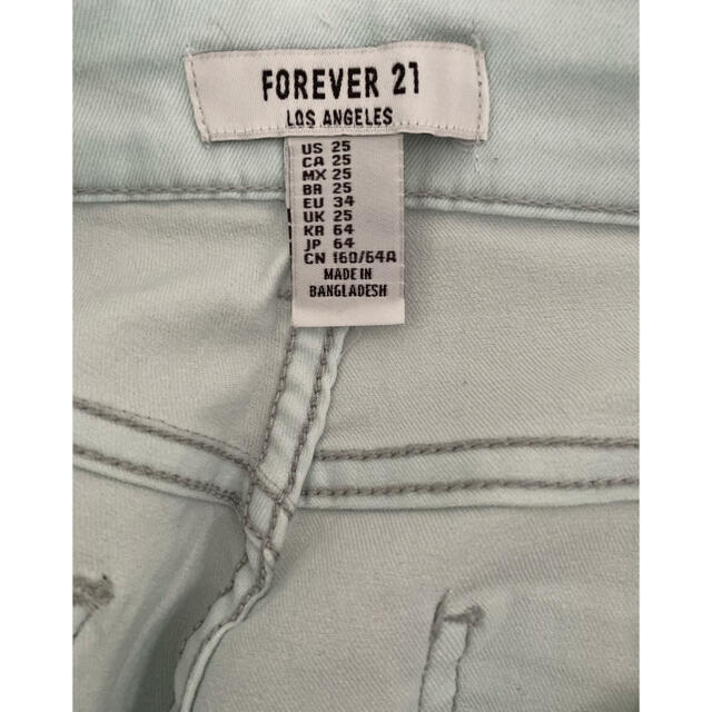 FOREVER 21(フォーエバートゥエンティーワン)のスキニーパンツ レディースのパンツ(スキニーパンツ)の商品写真