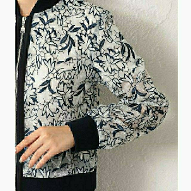 経典 LOVELESS - ラブレス☆シースルー花柄刺繍ブルゾン LOVELESS ジャケット・アウター