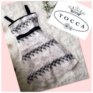 トッカ(TOCCA)の♡トッカ　TOCCA 刺繍　リボン　シルク混ワンピース♡(ひざ丈ワンピース)