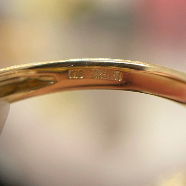 【夏休み値下げ)ハイグレード】エメラルドカット ダイヤモンド k18yg リング レディースのアクセサリー(リング(指輪))の商品写真