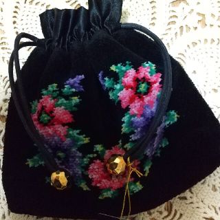 フェイラー(FEILER)の刺繍入り巾着ポーチ(ポーチ)