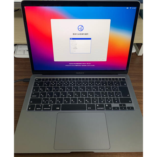 Apple(アップル)のMacBook Air M1 スペースグレイ　2020年モデル スマホ/家電/カメラのPC/タブレット(ノートPC)の商品写真