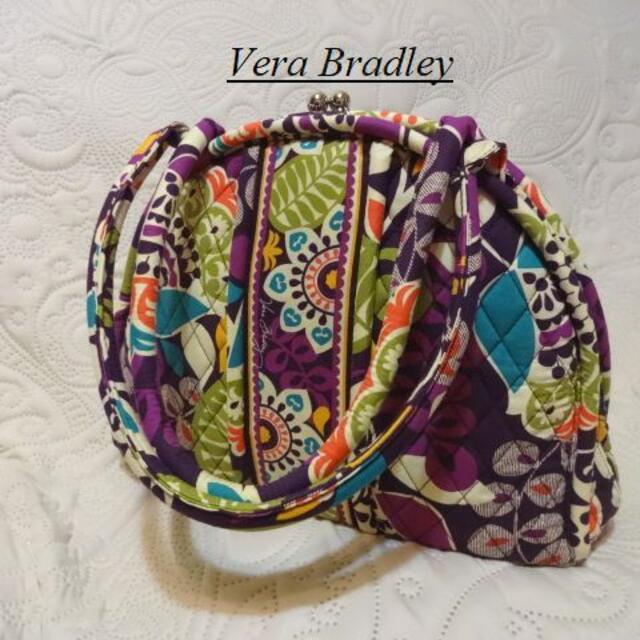 Vera Bradley(ヴェラブラッドリー)のVera Bradleyヴェラブラッドリー♡花柄キルティングがま口バッグ レディースのバッグ(ハンドバッグ)の商品写真