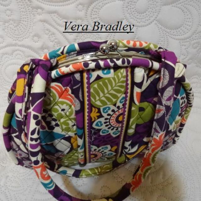 Vera Bradley(ヴェラブラッドリー)のVera Bradleyヴェラブラッドリー♡花柄キルティングがま口バッグ レディースのバッグ(ハンドバッグ)の商品写真