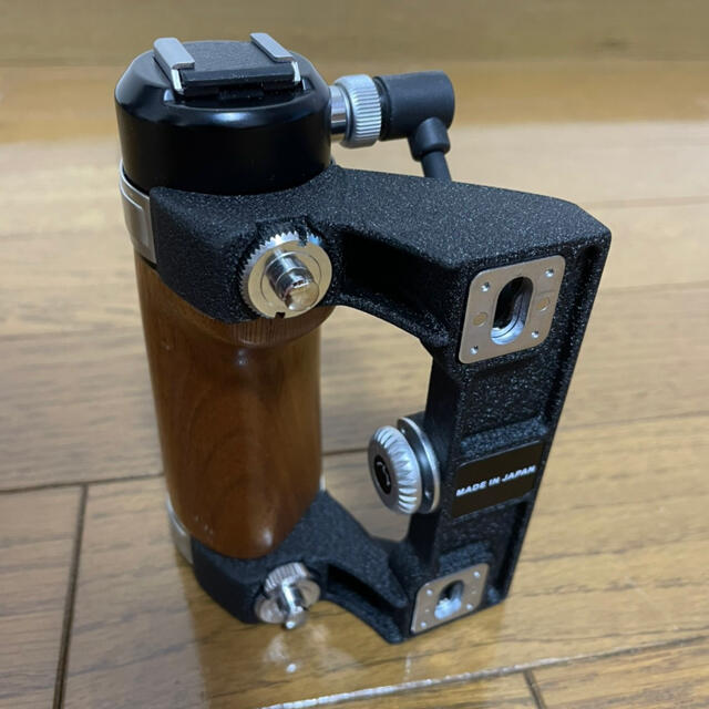 ペンタックス67 6×7Ⅱ ホットシューグリップ 木製グリップ ペンタックス67 6×7Ⅱ ホットシューグリップ 木製グリップ