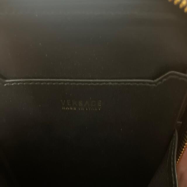 VERSACE(ヴェルサーチ)のVersace ZIP AROUND WALLET ショルダーバッグ メンズのファッション小物(長財布)の商品写真