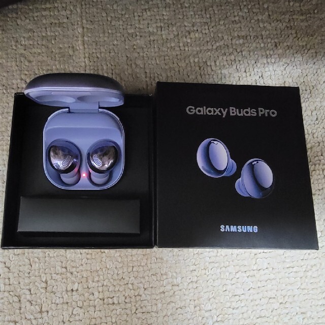 SAMSUNG(サムスン)のSAMSUNG Galaxy Buds Pro パープル スマホ/家電/カメラのオーディオ機器(ヘッドフォン/イヤフォン)の商品写真