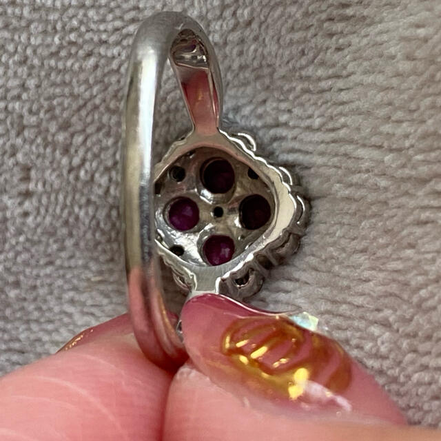 ルビー×ダイヤモンド×プラチナPt900指輪リング レディースのアクセサリー(リング(指輪))の商品写真
