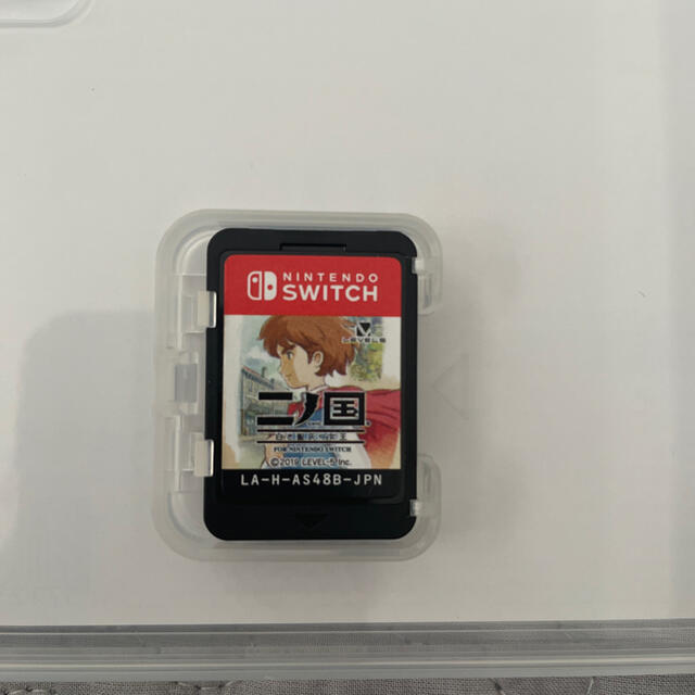 二ノ国 白き聖灰の女王 for Nintendo Switch Switch エンタメ/ホビーのゲームソフト/ゲーム機本体(家庭用ゲームソフト)の商品写真