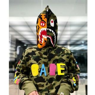 アベイシングエイプ(A BATHING APE)のXLサイズ BAPE X READYMADE TIGER SHARK パーカー(パーカー)