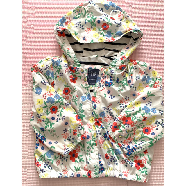 babyGAP(ベビーギャップ)のbaby gap くま耳　ウィンドブレーカー  パーカー　ジャンパー キッズ/ベビー/マタニティのベビー服(~85cm)(ジャケット/コート)の商品写真