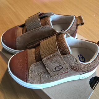 アグ(UGG)のUGG トドラー キッズ スニーカー 15cm〜15.5cm(スニーカー)