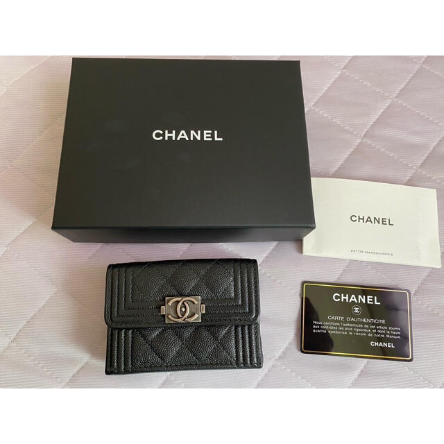 CHANEL(シャネル)のCHANEL  ボーイシャネル　三つ折り　財布 レディースのファッション小物(財布)の商品写真