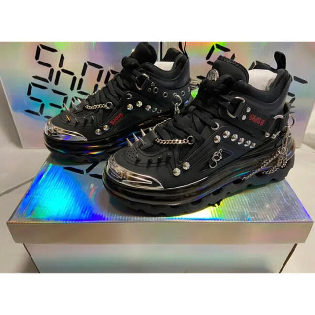 訳あり　SHOES 53045 BUMP'AIR ブラックゴシックスタッズは全てついております