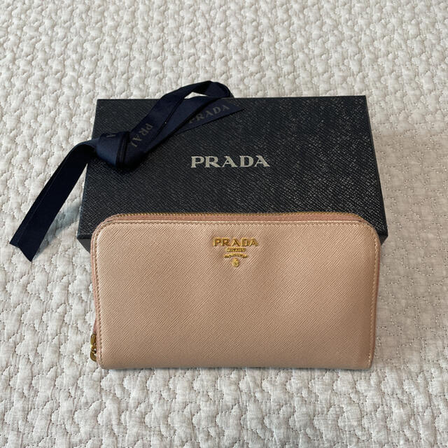 PRADA 長財布　サフィアーノ財布