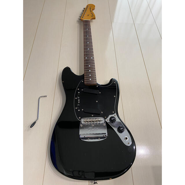 Fender(フェンダー)のFender Japan Mustang MG69 楽器のギター(エレキギター)の商品写真