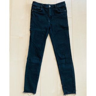 ザラ(ZARA)のZARA  スキニーパンツ　ブラック　サイズ36(スキニーパンツ)