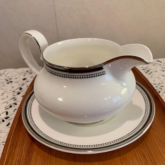 Royal Doulton ロイヤルドルトン　サラバンド　ソースポット&ソーサー