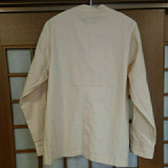 koe チャイナ シャツジャケット  アイボリー 新品 レディースのジャケット/アウター(ノーカラージャケット)の商品写真
