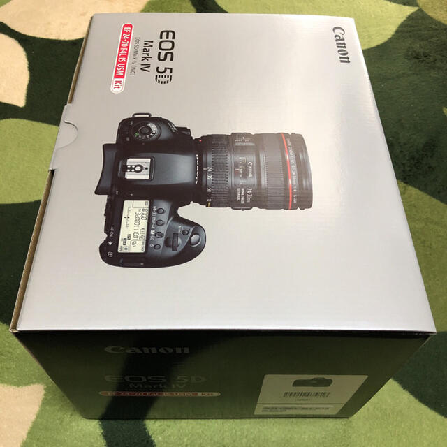 Canon(キヤノン)の【新品】EOS 5D Mark Ⅳ EF24-70L IS USMレンズキット スマホ/家電/カメラのカメラ(デジタル一眼)の商品写真